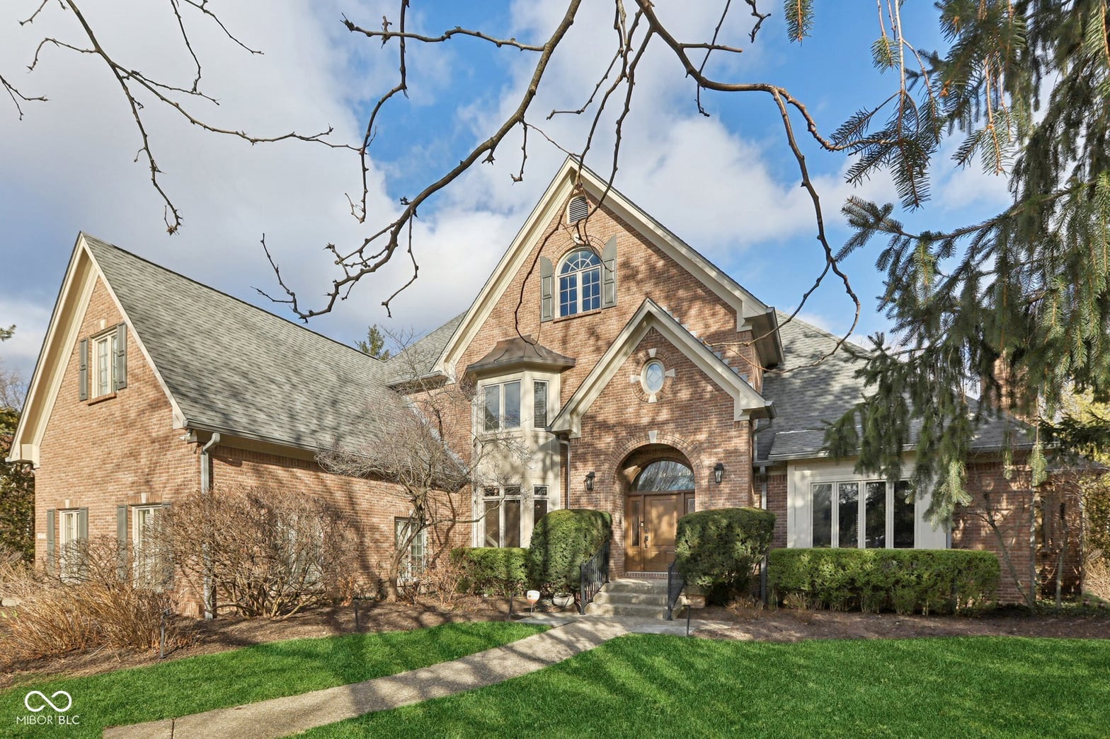 Front exterior at 8815 Worthington Circle, Indianapolis, IN