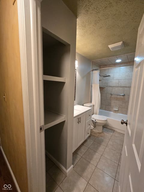 Photo of 7620 Snowflake Drive, Indianapolis, IN