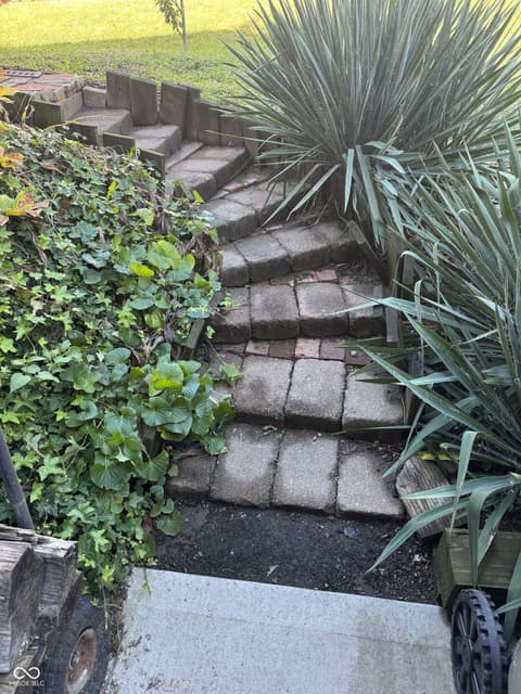 Photo of 7620 Snowflake Drive, Indianapolis, IN