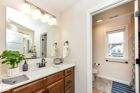 Photo of 10545 Oak Bend Boulevard, Indianapolis, IN