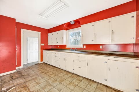 Photo of 6570 S County Road 850 E, Crothersville, IN
