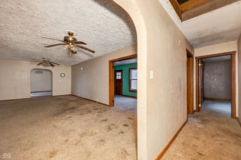 Photo of 6570 S County Road 850 E, Crothersville, IN