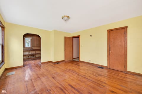 Photo of 6570 S County Road 850 E, Crothersville, IN