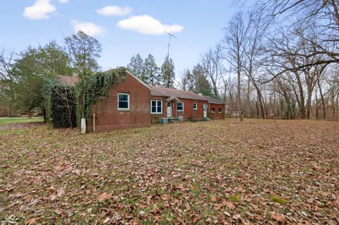 Photo of 6570 S County Road 850 E, Crothersville, IN