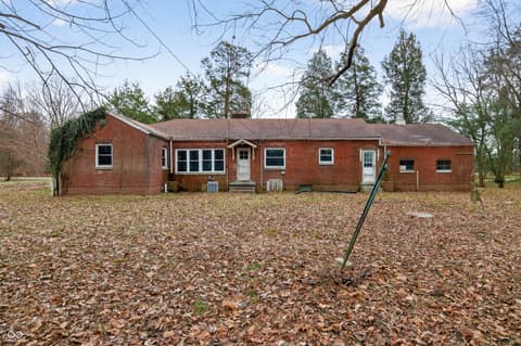 Photo of 6570 S County Road 850 E, Crothersville, IN