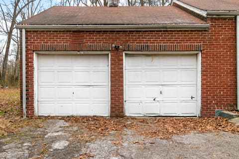 Photo of 6570 S County Road 850 E, Crothersville, IN