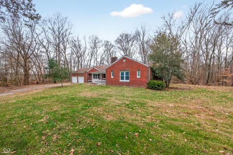 Photo of 6570 S County Road 850 E, Crothersville, IN