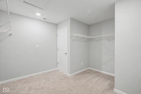 Walk In Closets — 379 Oakswept Way, Greenfield, IN