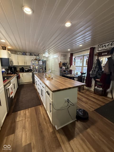 Photo of 2154 Hornettown Road, Morgantown, IN