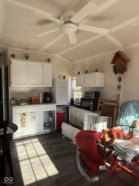 Other — 2154 Hornettown Road, Morgantown, IN