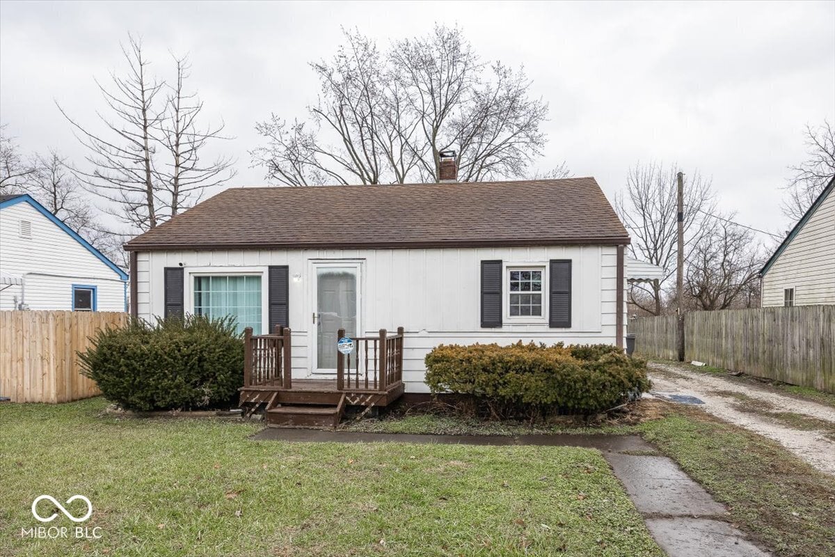 Photo of 889 S Auburn Street, Indianapolis, IN