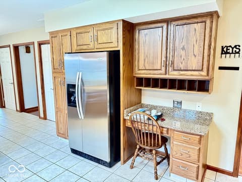 Kitchen at 3901 W Allen Court, Muncie, IN