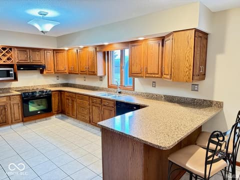 Kitchen at 3901 W Allen Court, Muncie, IN