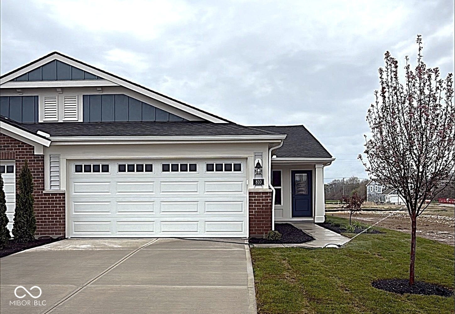 Front exterior at 810 Rosebud Lane, Greenfield, IN