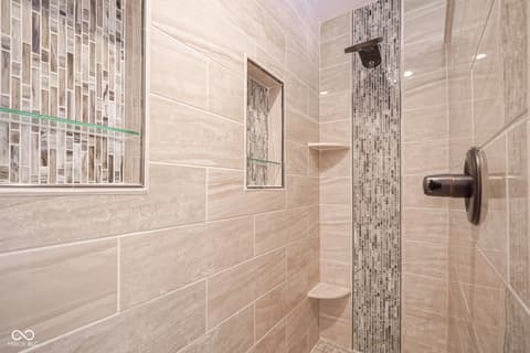 Photo of 3905 Heathfield Court, Zionsville, IN