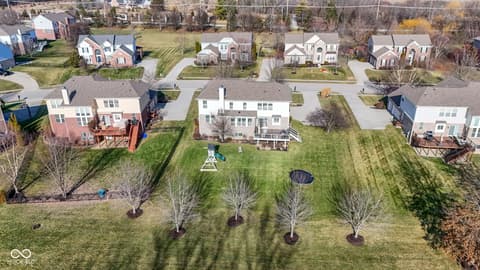 Photo of 3905 Heathfield Court, Zionsville, IN