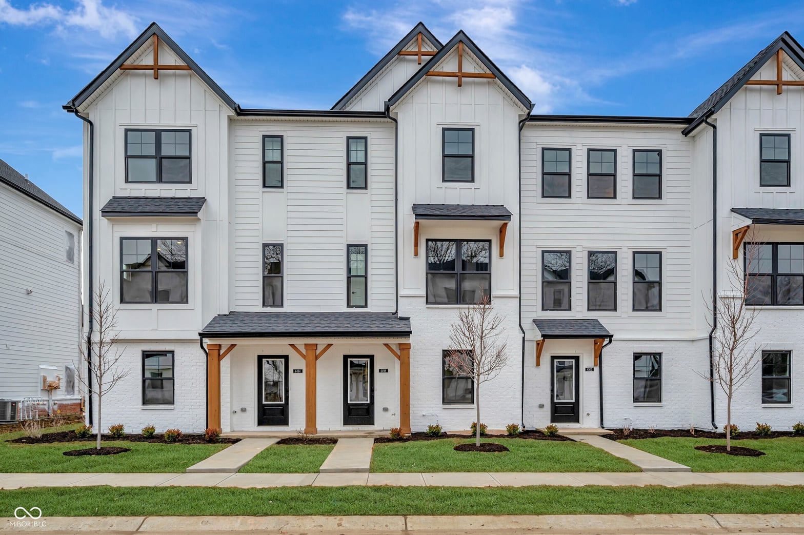 Photo of 4498 Yellowwood Avenue, Brownsburg, IN