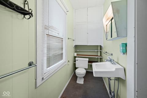Bathroom at 614 N Illinois Street, Monticello, IN