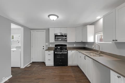 Photo of 2435 S D Street, Elwood, IN