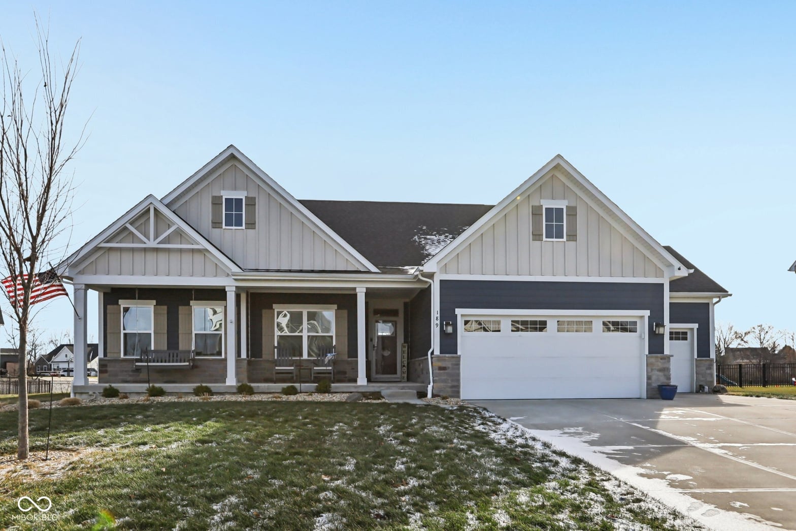 Front exterior at 189 Lone Eagle Lane, Whiteland, IN