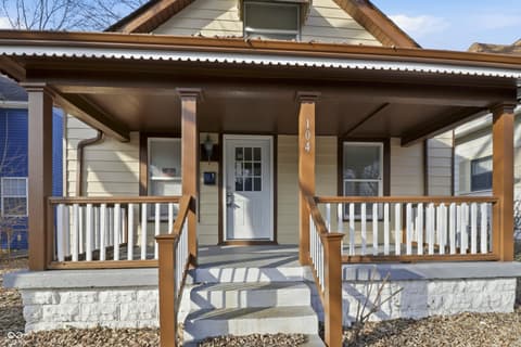 Photo of 104 N Chester Avenue, Indianapolis, IN