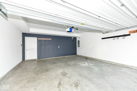 Garage at 5825 Sheffield Lane, Whitestown, IN
