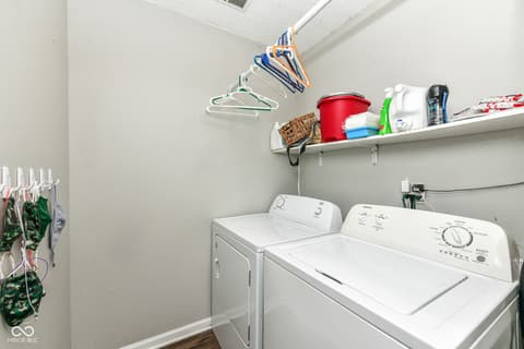 Laundry room at 19497 Tradewinds Drive, Noblesville, IN
