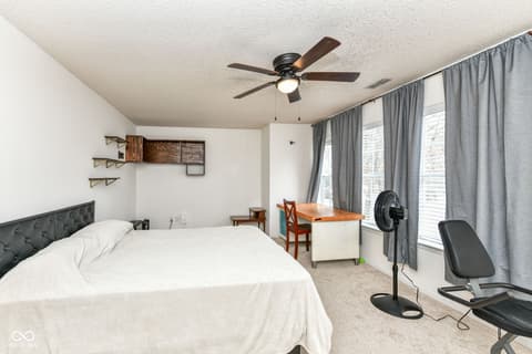 Primary bedroom at 19497 Tradewinds Drive, Noblesville, IN