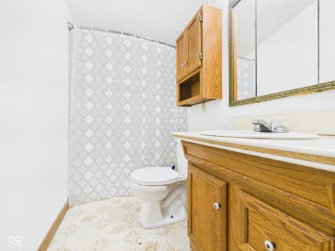 Photo of 687 W Mill Street, Middletown, IN
