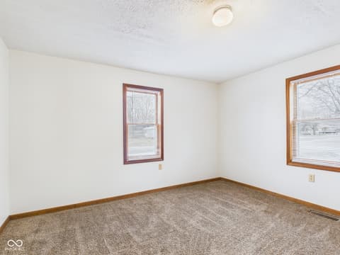 Photo of 687 W Mill Street, Middletown, IN