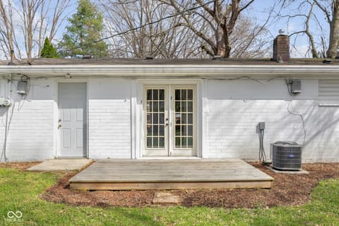 Outdoor living area at 5220 Sunny Meade Lane, Indianapolis, IN