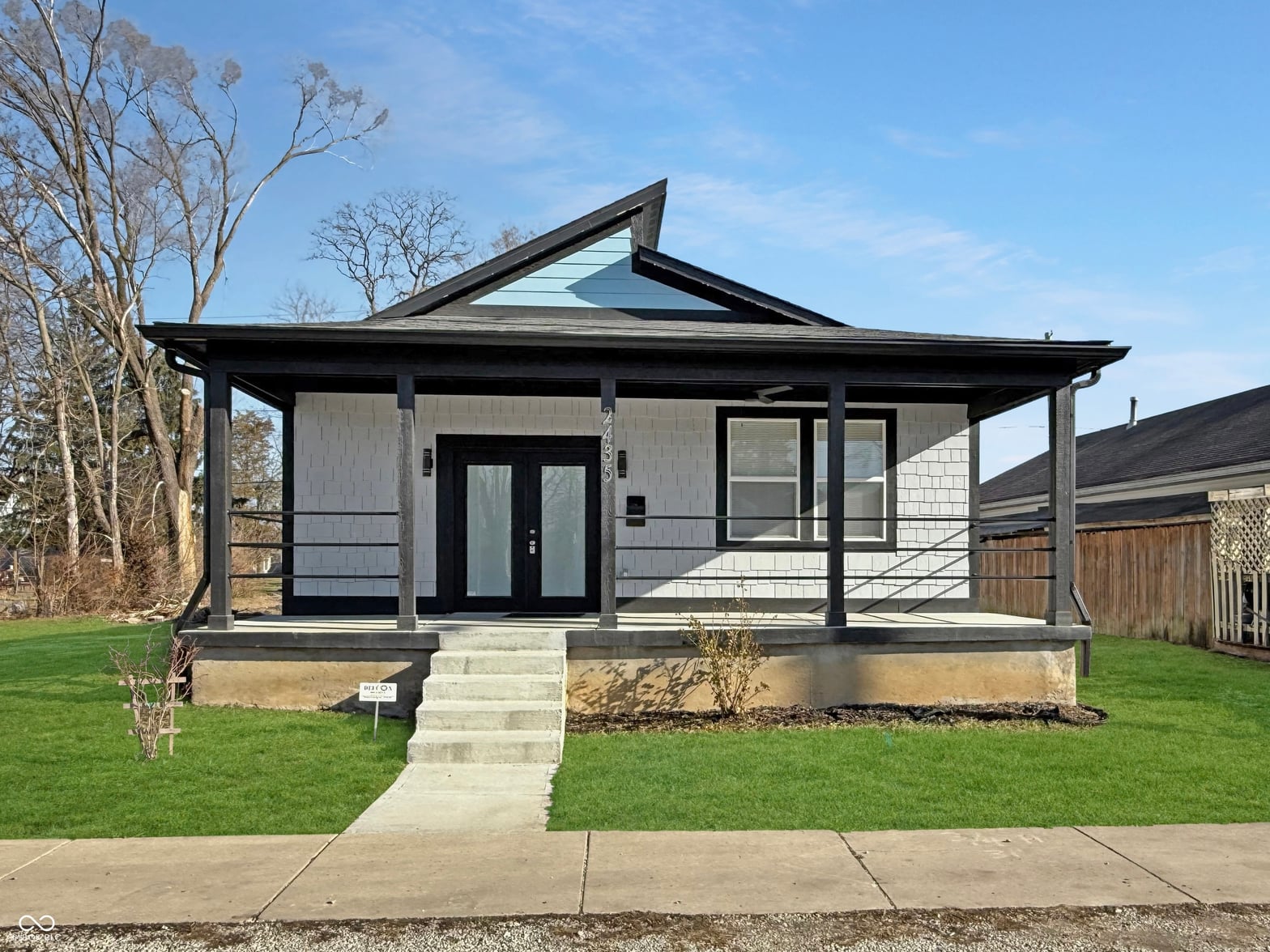 Photo of 2435 Columbia Avenue, Indianapolis, IN