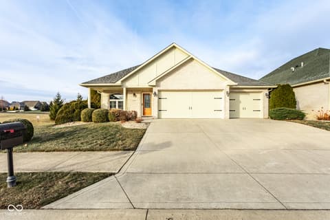 3356 Nottinghill Drive W