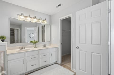 Photo of 13884 Oliver Lane, Carmel, IN
