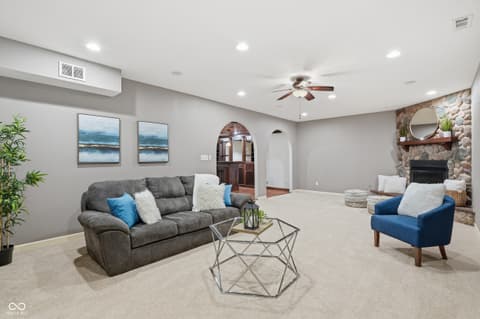 Photo of 13884 Oliver Lane, Carmel, IN