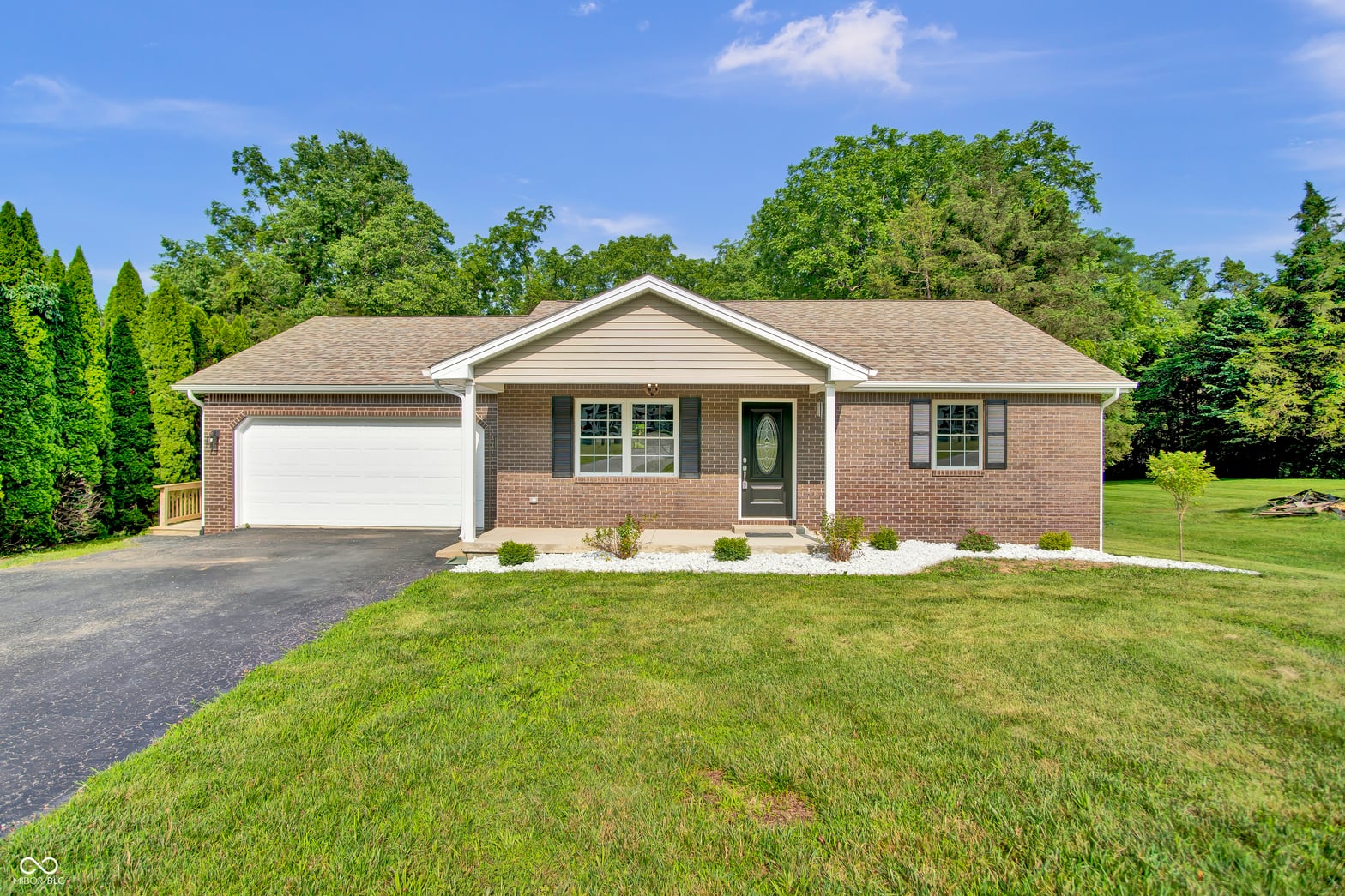 Photo of 935 S County Road 185 E, North Vernon, IN