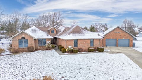 Front exterior at 2405 N Wicklow Drive, Muncie, IN