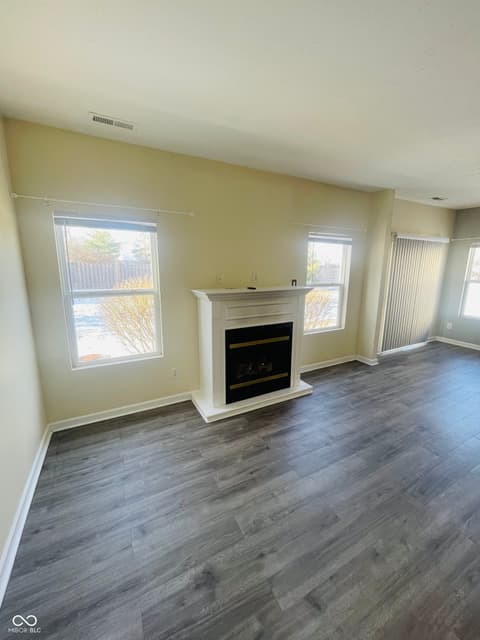 Living room at 4936 Tuscany Lane, Indianapolis, IN