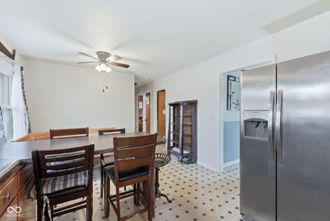 Dining room at 60 Terrace Drive, Monrovia, IN