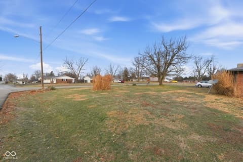Yard at 60 Terrace Drive, Monrovia, IN