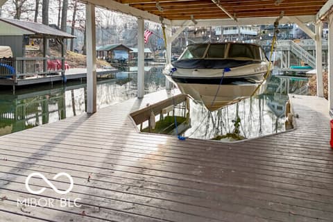 Dock — 8279 Aspen Drive, Nineveh, IN