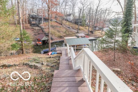 Stairs — 8279 Aspen Drive, Nineveh, IN