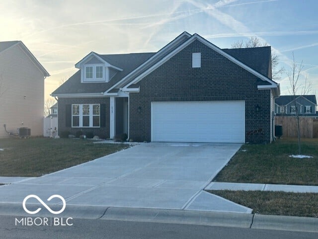 Front exterior at 6569 W Sailboat Drive, Greenfield, IN
