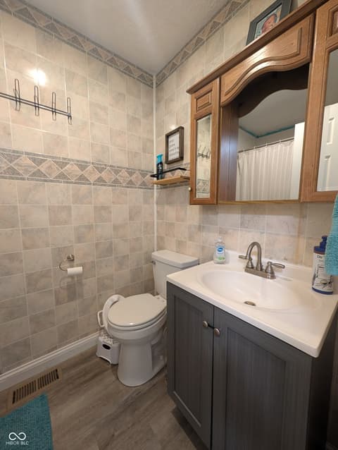 Photo of 214 N Pleasant Street, Milroy, IN