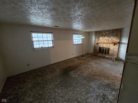 Den — 921 Waring Drive E, Indianapolis, IN
