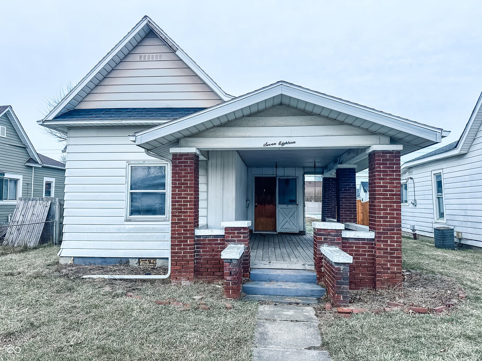 Photo of 718 Main Street, Elwood, IN