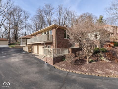 492 Valley Drive