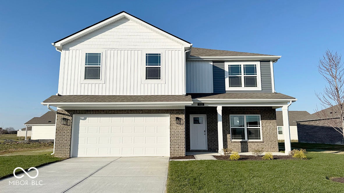 Photo of 930 Saddlebrook Farms Boulevard, Whiteland, IN