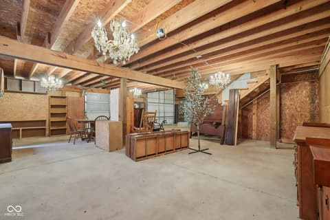 Barn — 2579 Cardinal Drive, Pittsboro, IN