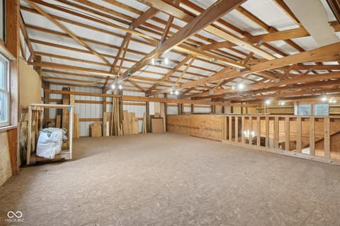 Barn — 2579 Cardinal Drive, Pittsboro, IN